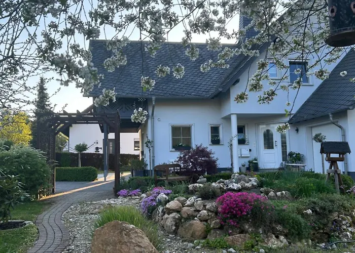 Διαμέρισμα Gemuetliche Im Hunsrueck *